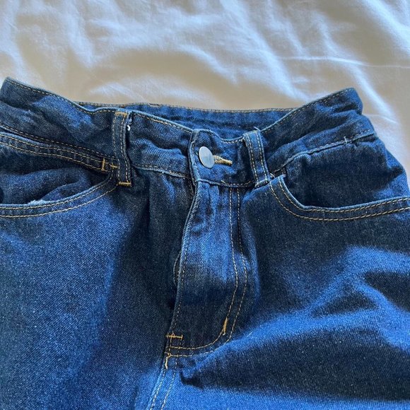 Baggy Blue Denim Jeans - Picture 3 of 6